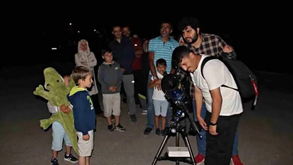 Yıldızlar Gözlerimizin Tahtında: Gece Göklerinde Yeni Bir Keşif