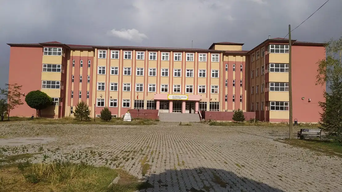 YKS 2025'te Doğubayazıt'tan dikkat çeken başarı!