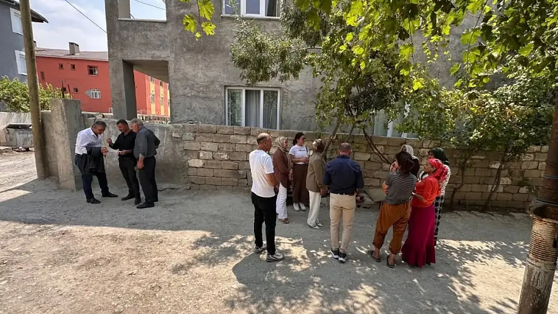 Yol yapım projeleriyle Edremit'te ulaşım ve dayanışma güçleniyor