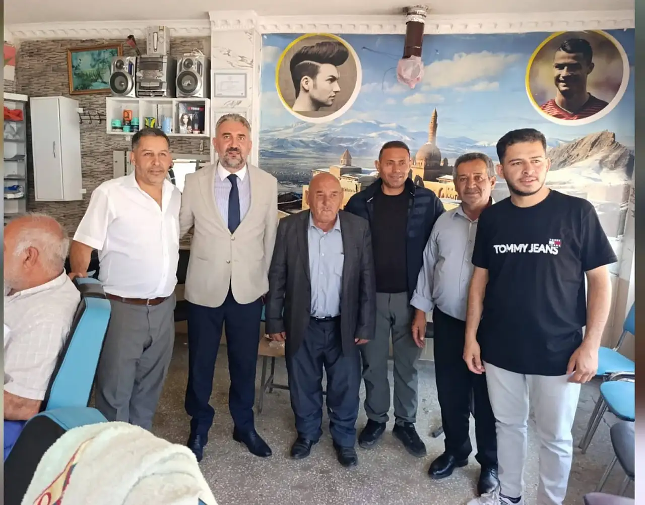 Başkan Hatunoğlu Tutak esnafını ziyaret etti