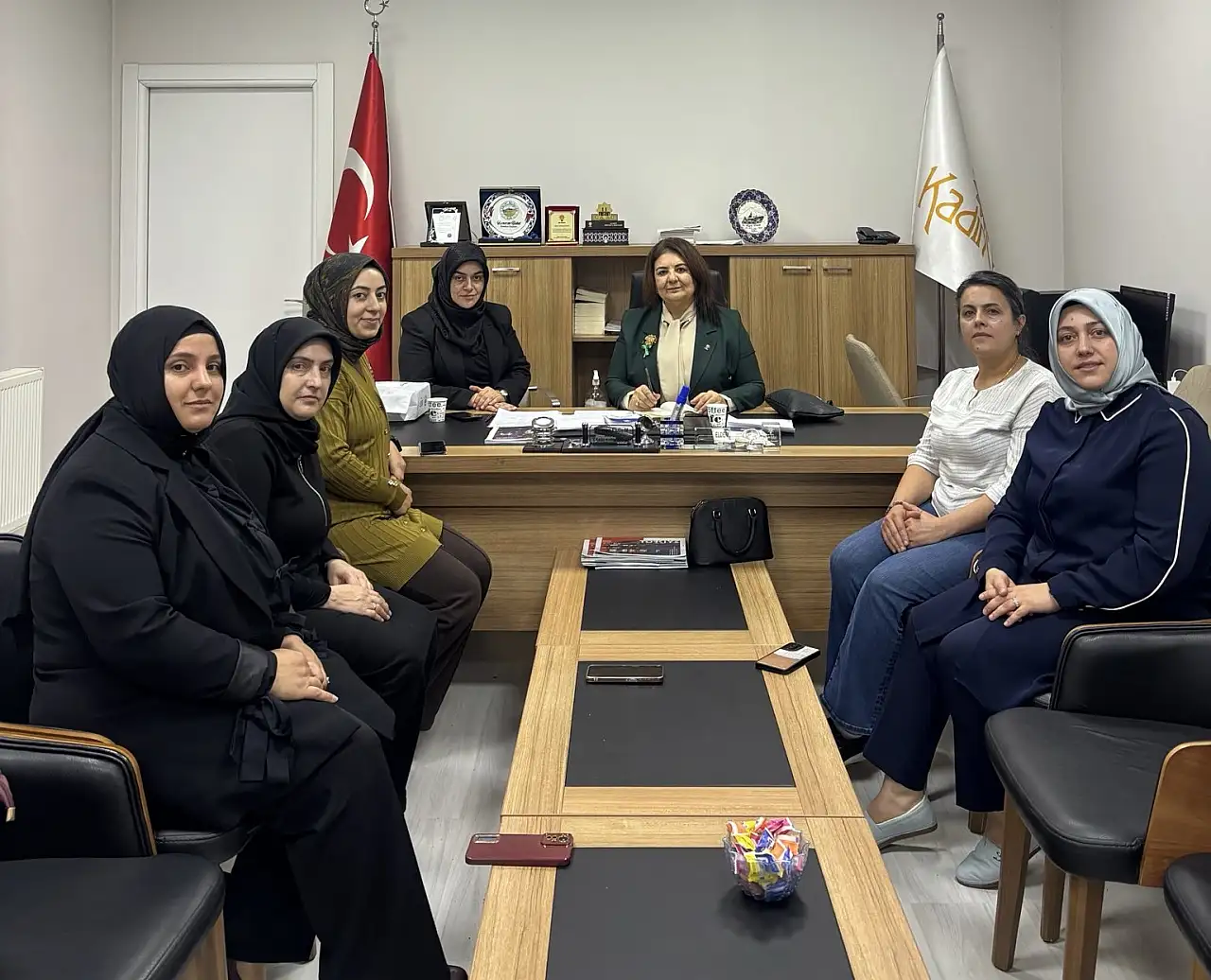 AK Parti Ağrı Kadın Kolları yeni dönem için harekete geçti