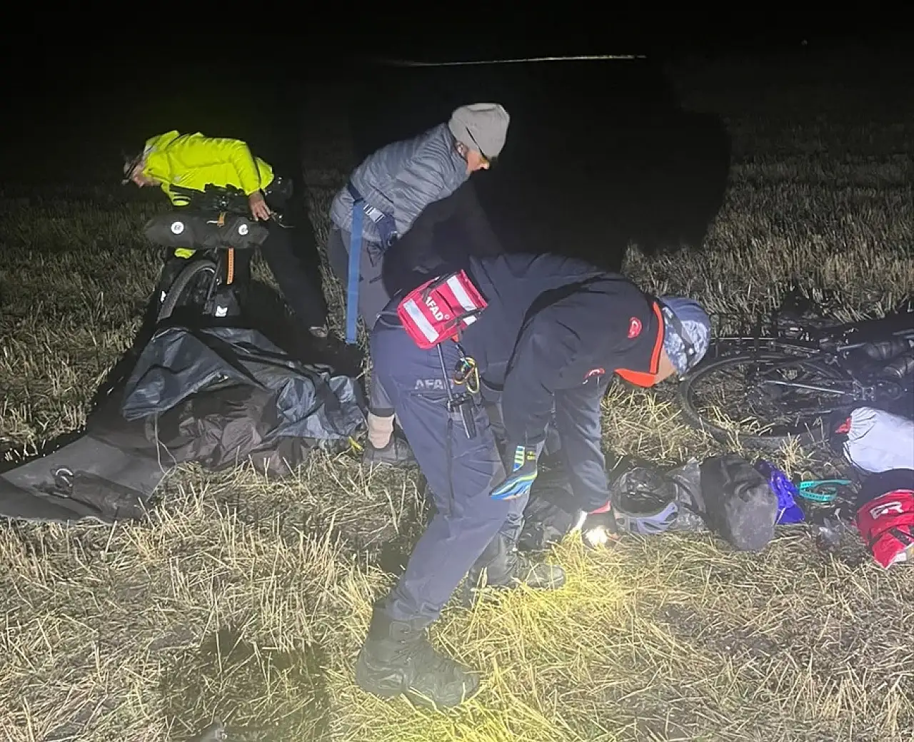 Kars'ta yollarını kaybeden 2 yabancı turist ekiplerce bulundu