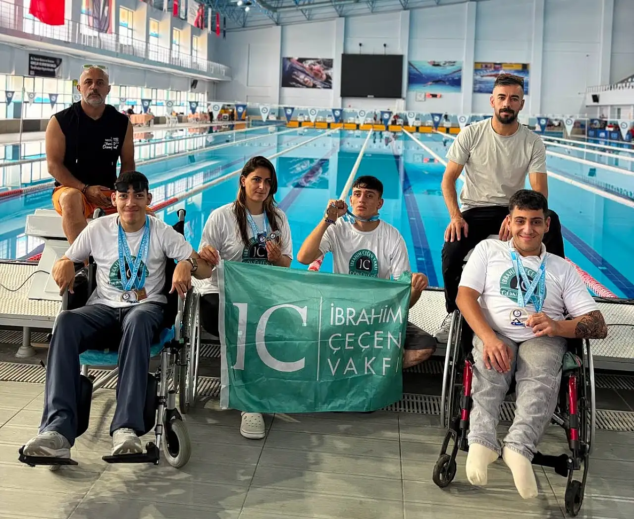 AİÇÜ sporcularından Çorum'da büyük başarı: 11 dereceyle Ağrı'ya döndüler