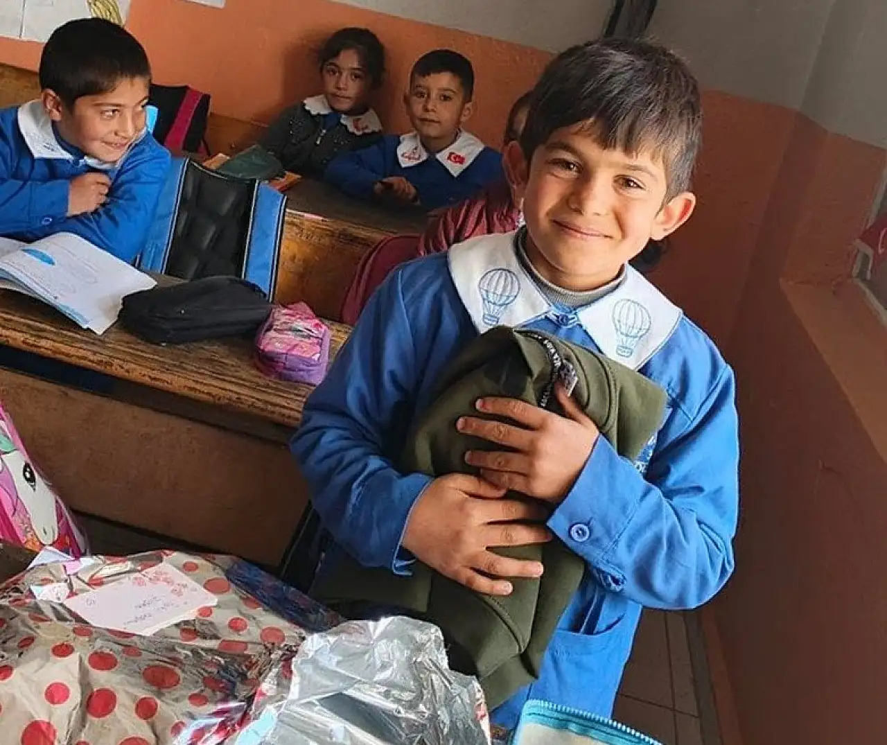 Diyadin'de öğretmen ve öğrencisinden yürek ısıtan hikâye