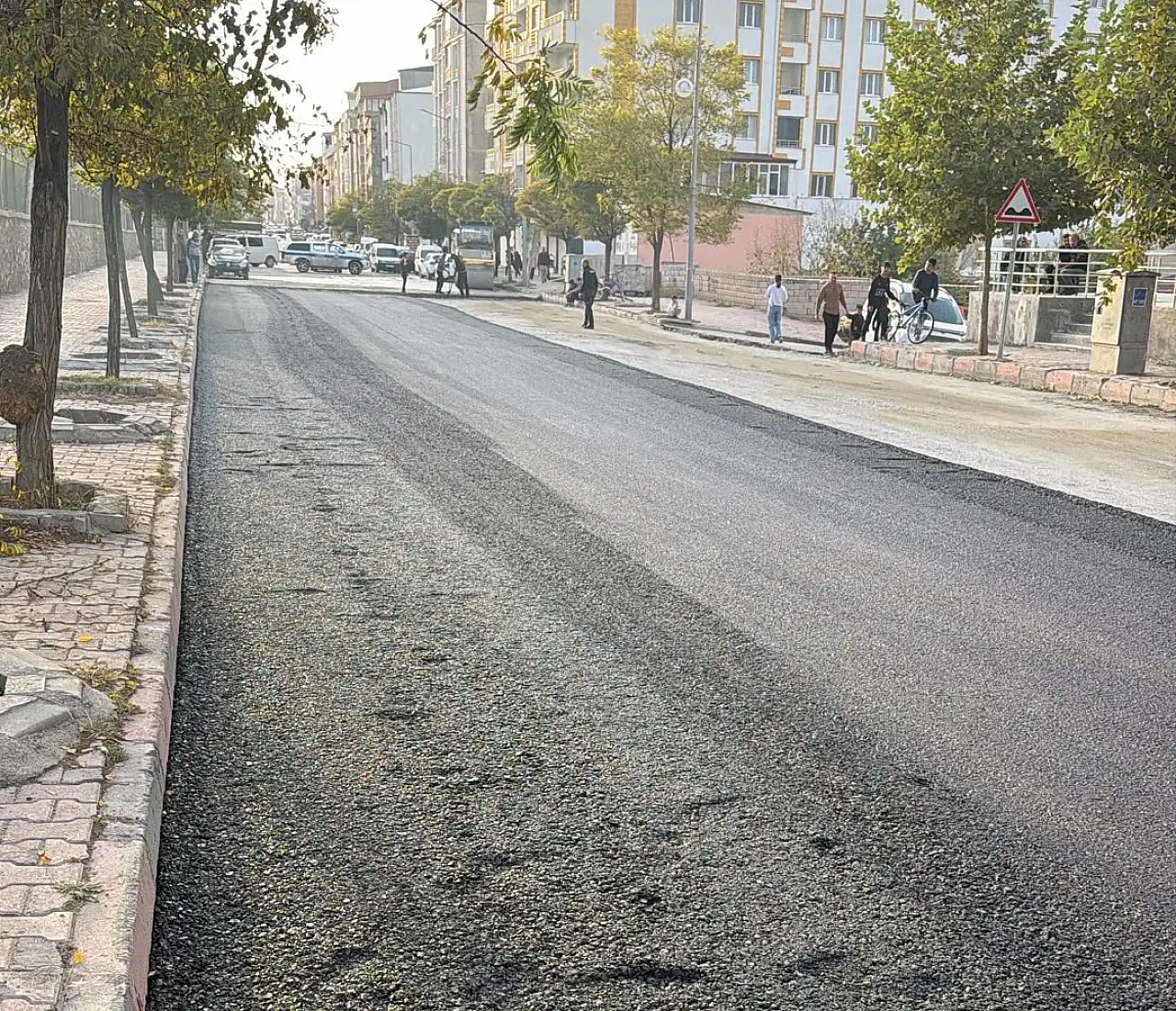 Doğubayazıt'ta stadyum yolu yeni asfalta kavuşuyor