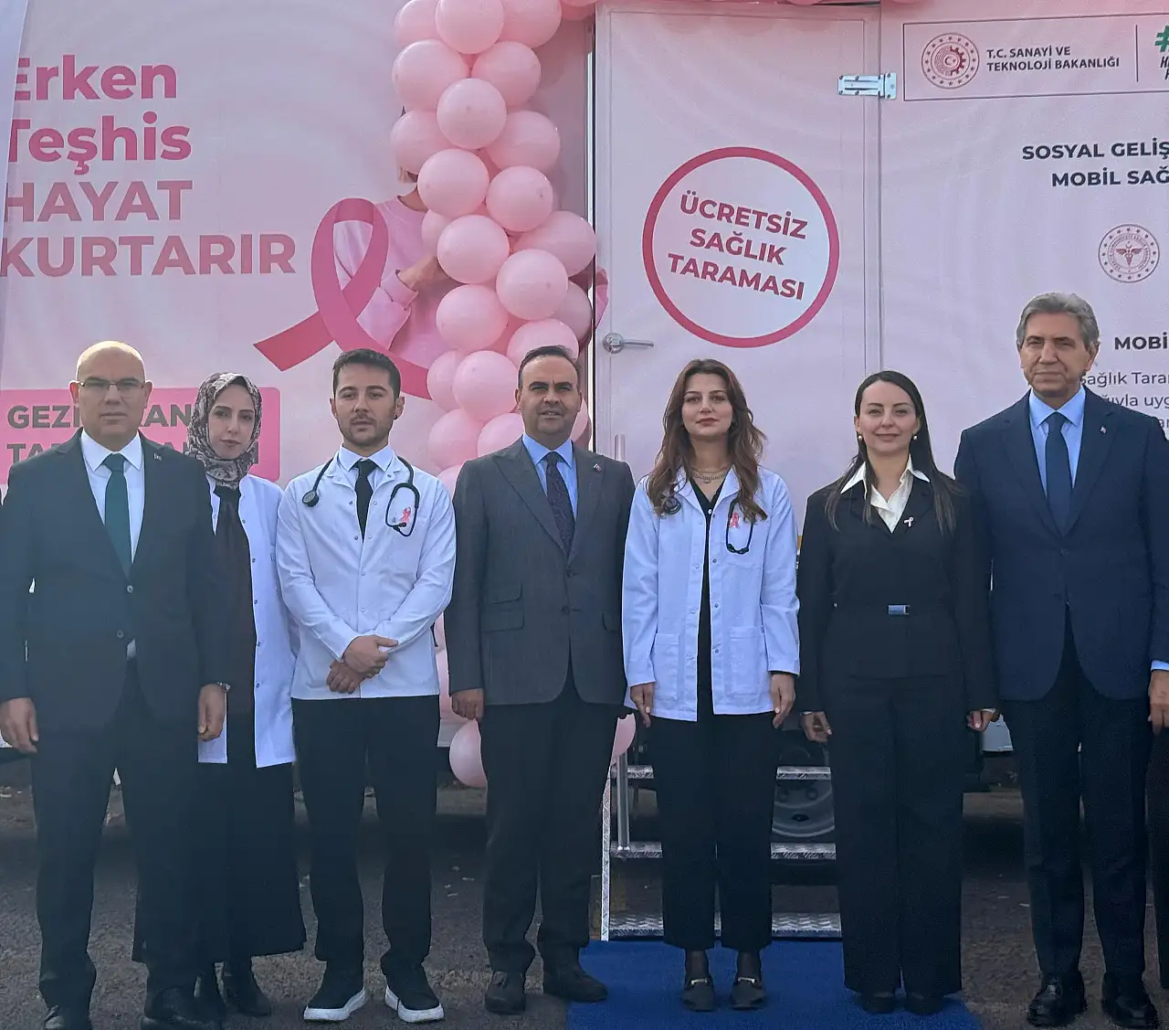 Bakan Kacır, Ağrı'da 'Gezici Kanser Tarama Aracı' açılışına katıldı