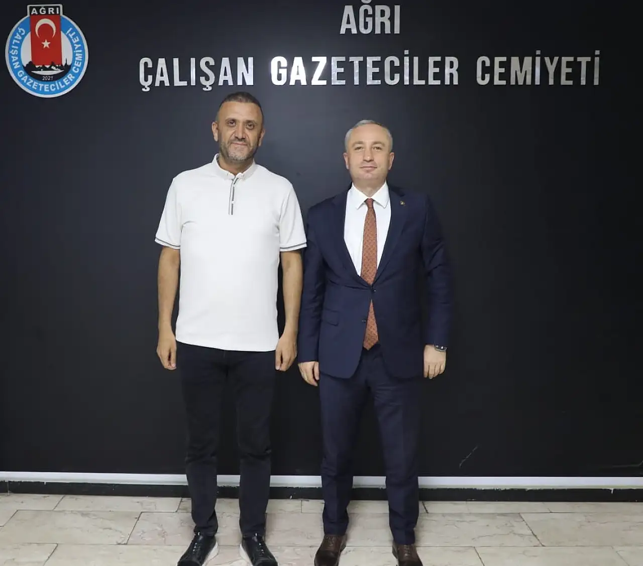 Şanlıurfa'ya atanan Kökrek 5 yıllık görevin ardından Ağrı'ya veda etti