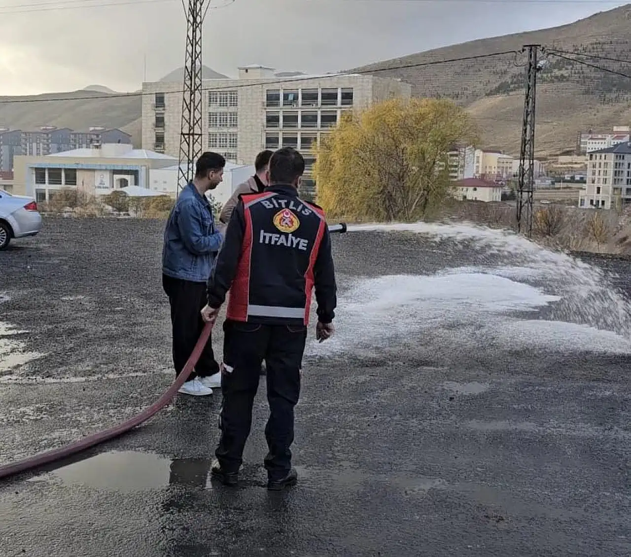 BEÜ İtfaiyecilik Öğrencilerinden Uygulamalı Eğitim
