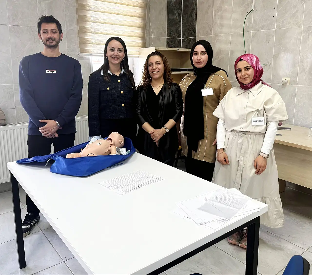 Ağrı'da sağlık personeline yenidoğan canlandırma eğitimi verildi