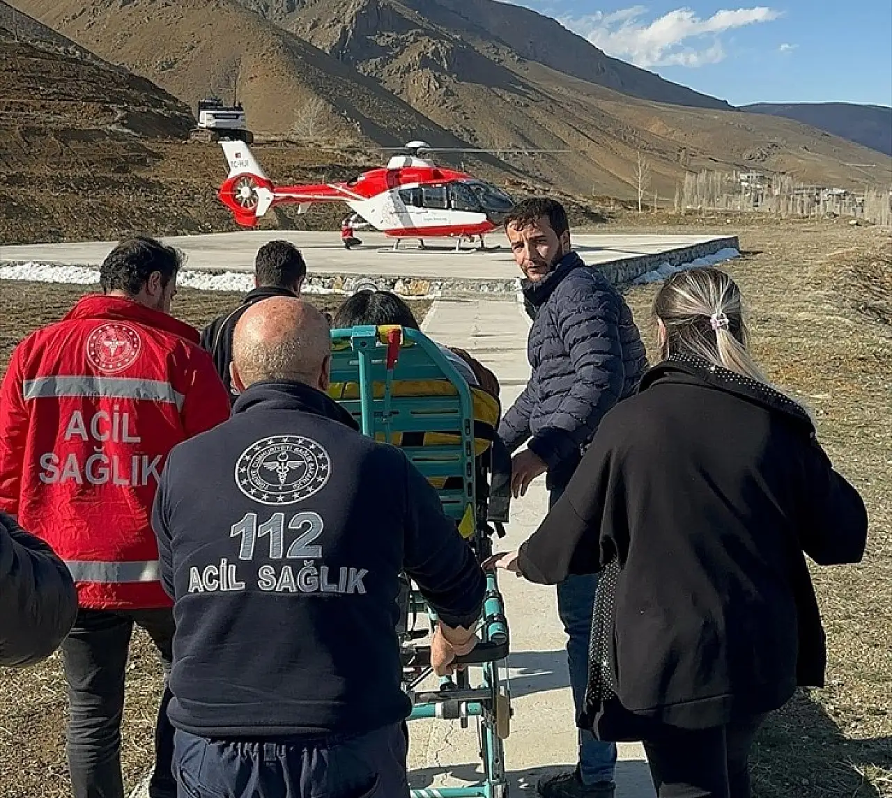 35 haftalık hamile kadın hava yoluyla Van'a nakledildi