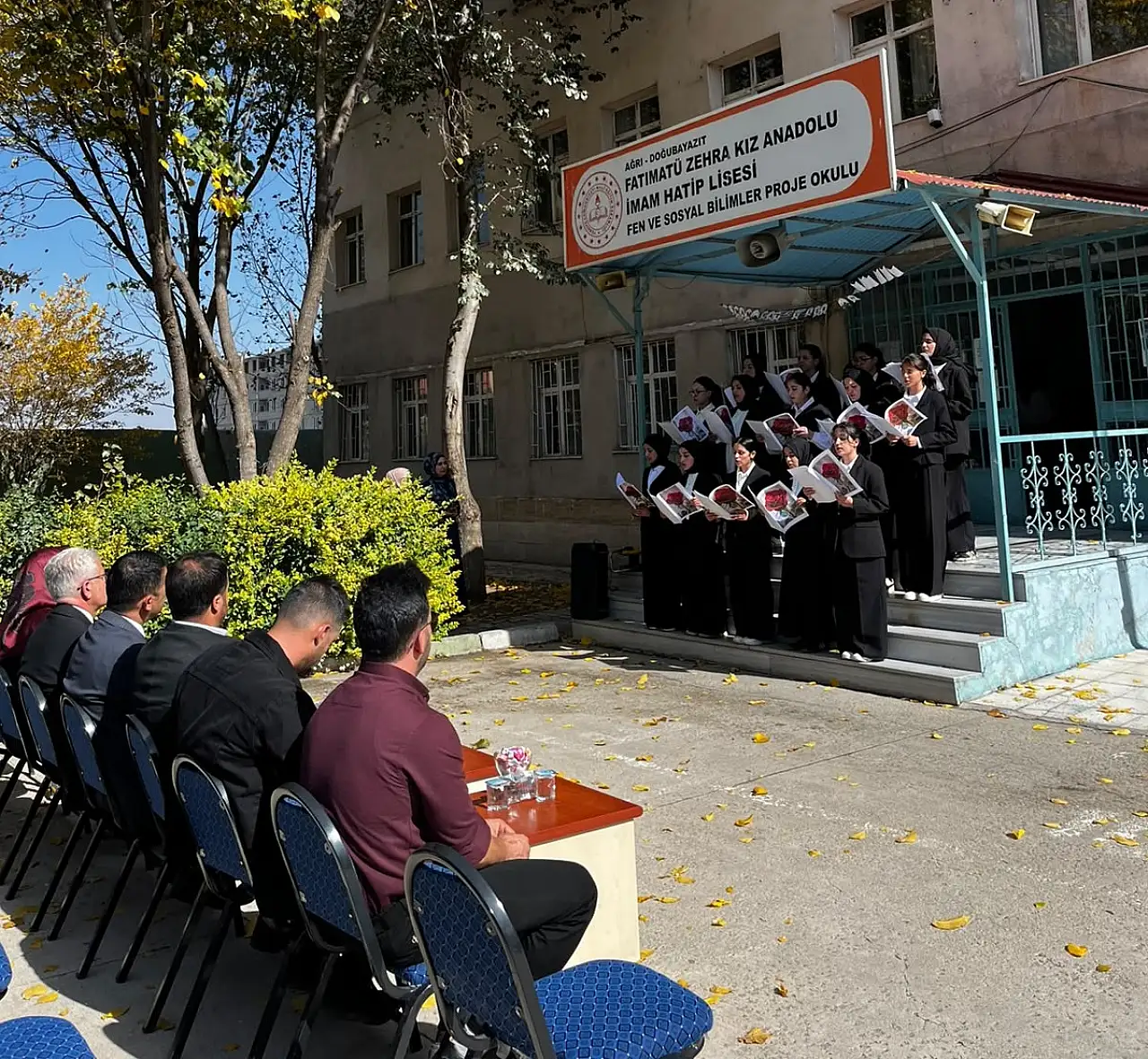 Doğubayazıt'ta imam hatip öğrencileri kuruluş yıl dönümünde buluştu