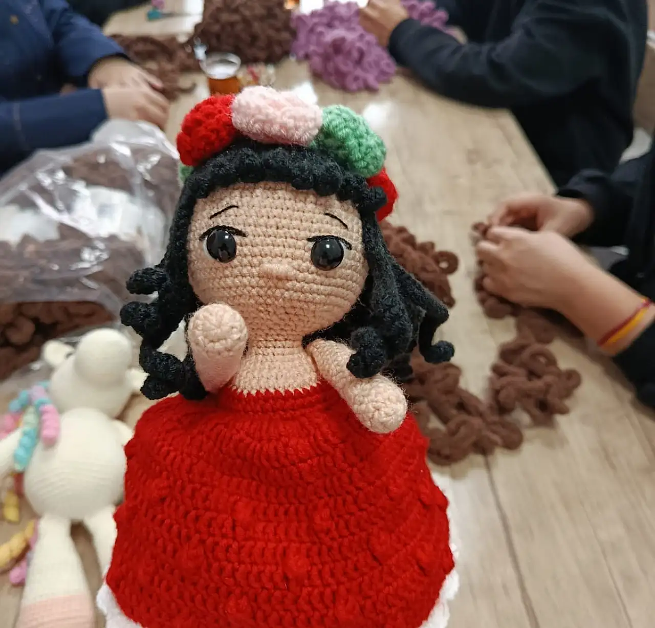 Doğubayazıt'ta KYK öğrencileri örgü atölyesinde bir araya geldi