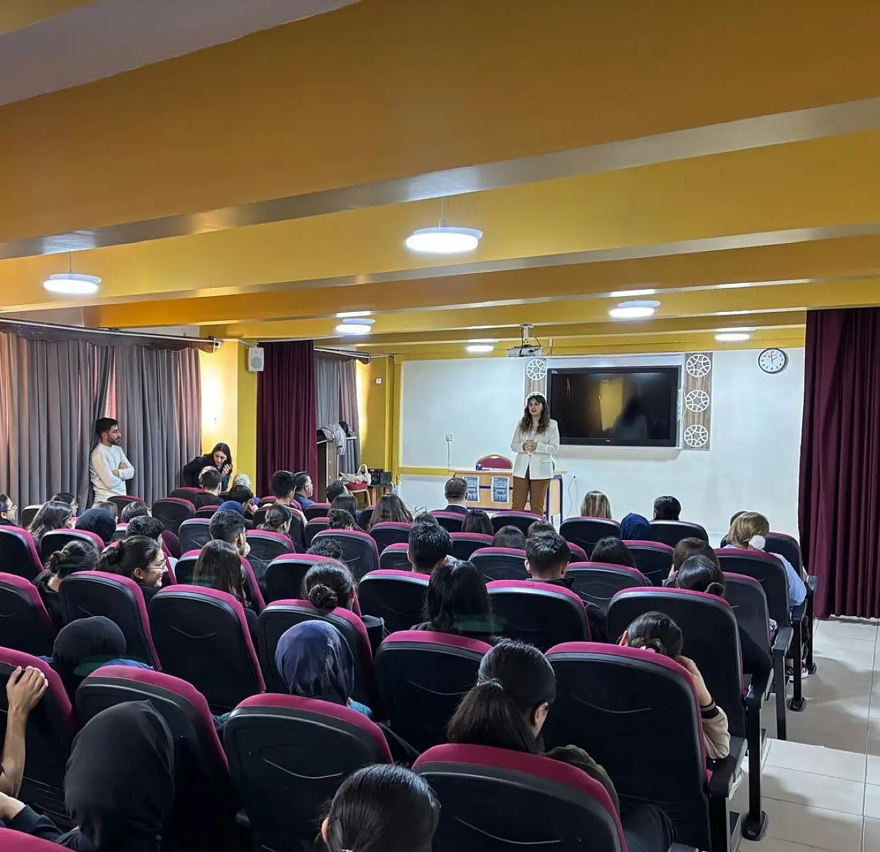 Ağrı'da kariyer günleri öğrencilerle akademisyenleri buluşturdu