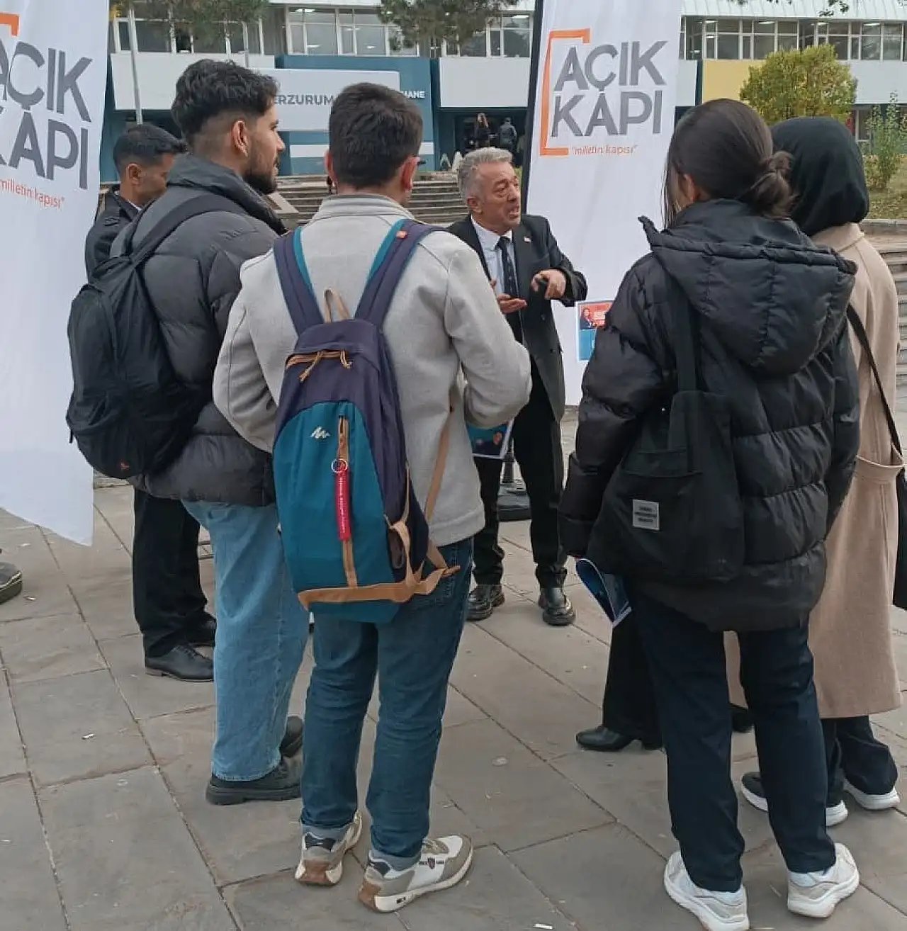 Erzurum'da Açık Kapı Projesi ile Kadına Yönelik Şiddete Karşı Bilgilendirme Faaliyetleri Başladı