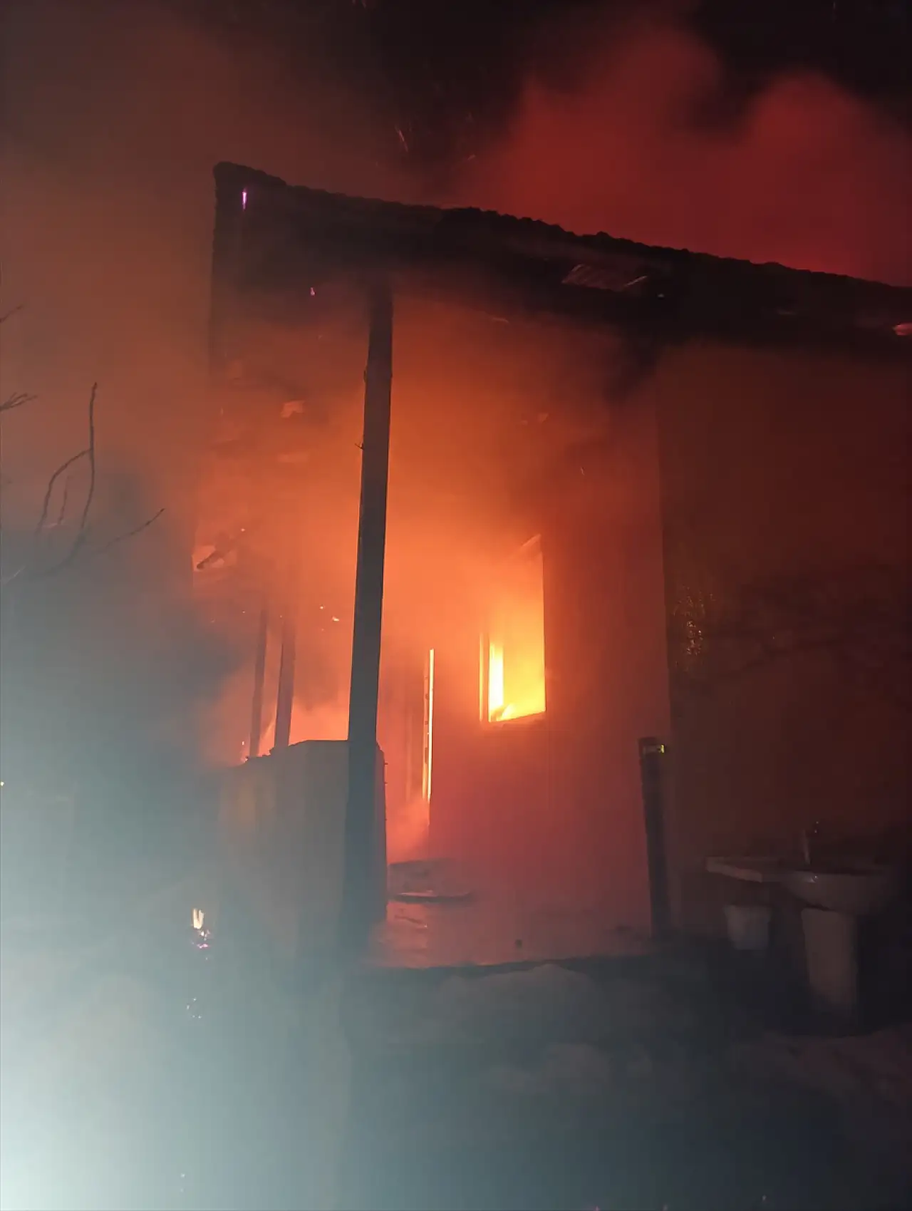 Erzurum'da korkutan yangın