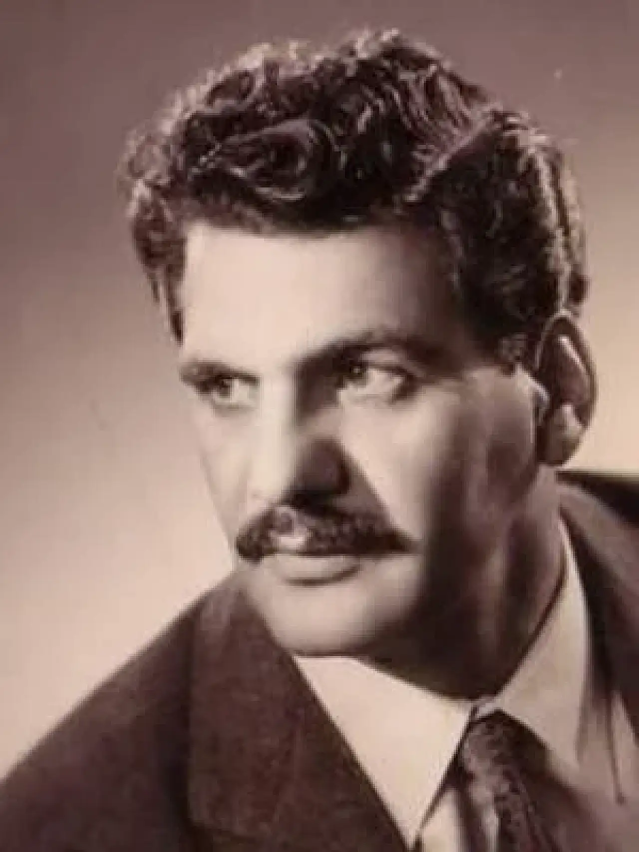 Erol Taş'ın Dedesi Aslen Ağrı Patnos'un Hangi Köyündendi?