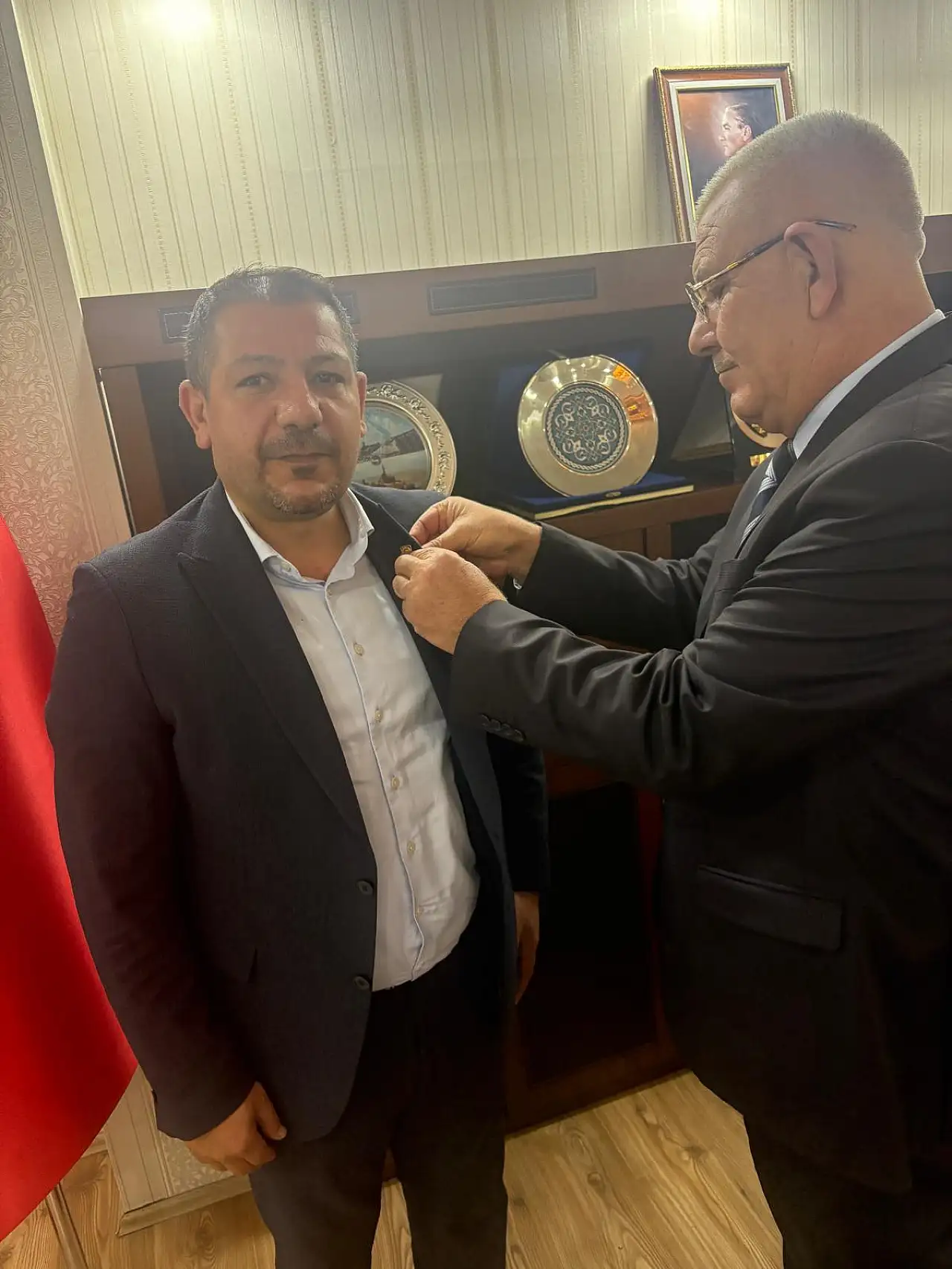 Ağrı Ticaret ve Sanayi Odası'nda başkanlık seçimi başladı! İlk oyu Mehmet Erat kullandı