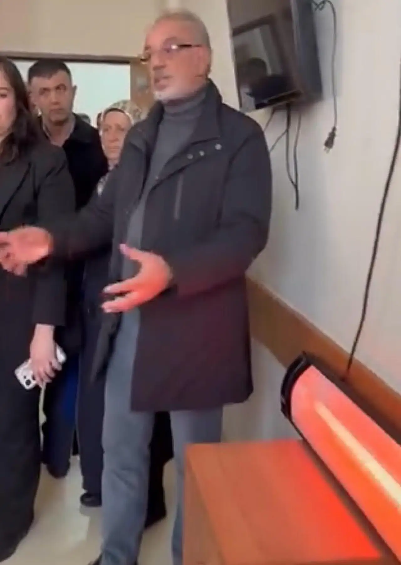 Patnos Devlet Hastanesiyle ilgili iddialar sonrası basın açıklaması yapıldı