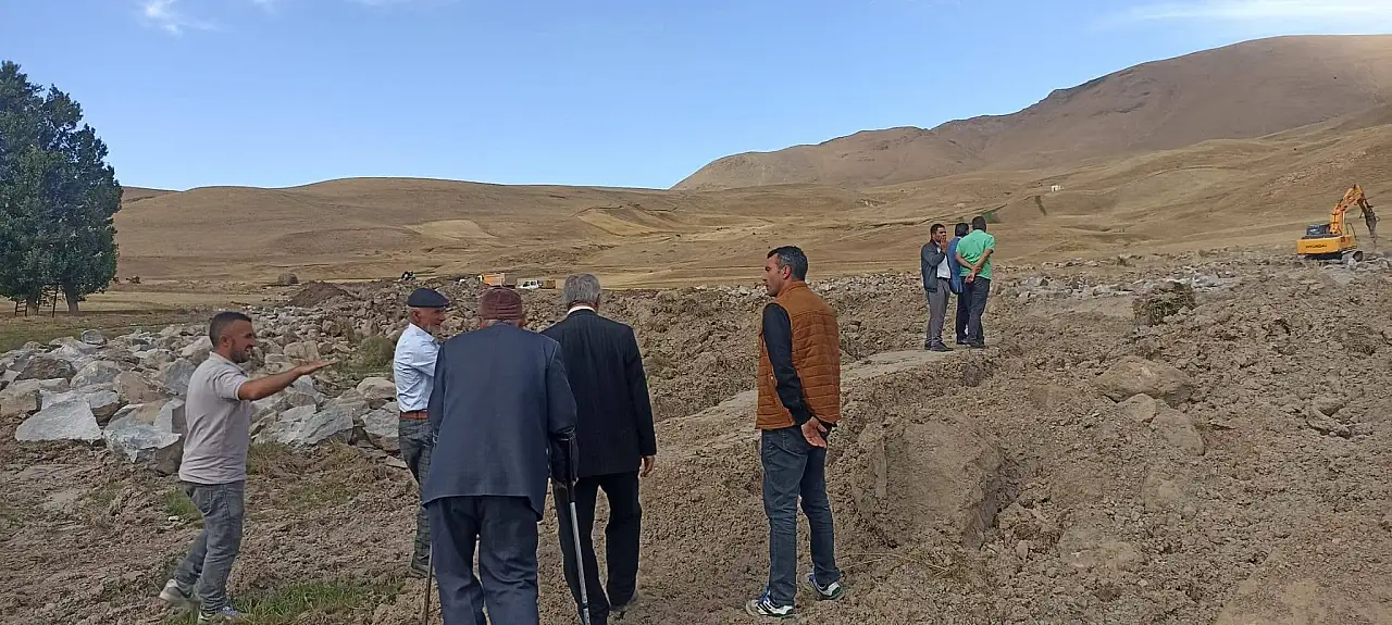 Hamur'un Kaçmaz Köyü'nde yıllardır beklenen çalışma başladı