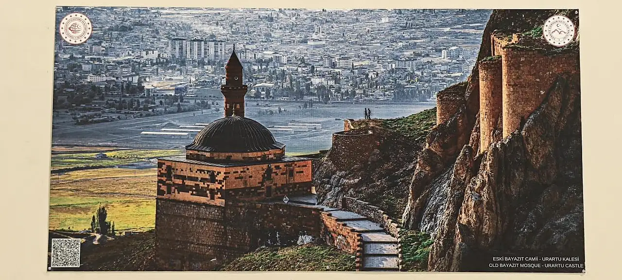 Ahmed-i Hani Havalimanı'nda Ağrı'nın kültürel mirası yansıtılıyor