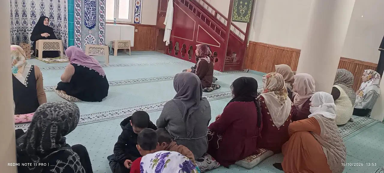 Taşlıçay'da köy kadınlarına temizlik ve dinî bilinç eğitimi verildi