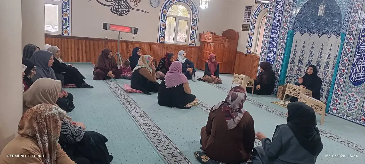 Taşlıçay'da köy kadınlarına temizlik ve dinî bilinç eğitimi verildi