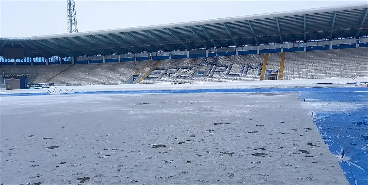 Kazım Karabekir Stadı, Erzurumspor FK - Iğdır FK maçı için hazırlanıyor