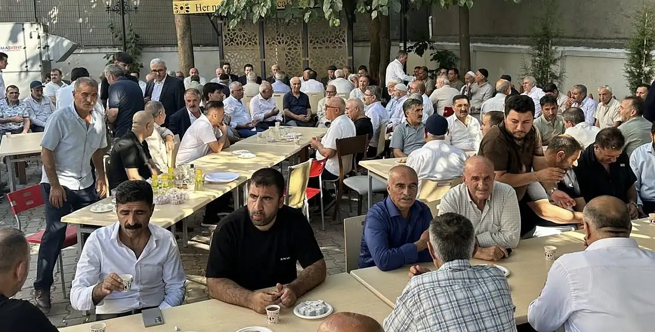 Ağrı'nın Kanaat Önderi Şeyh Cemil Kutlay'a son veda