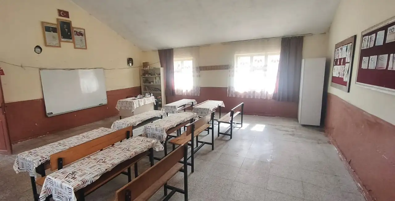 Taşlıçay'da bir okul daha yeni döneme hazır