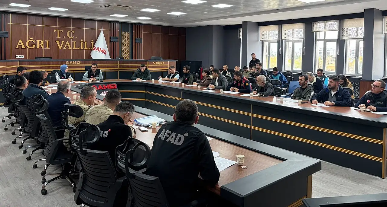 Ağrı'da afet anında kim, ne yapacak? AFAD'da kritik toplantı