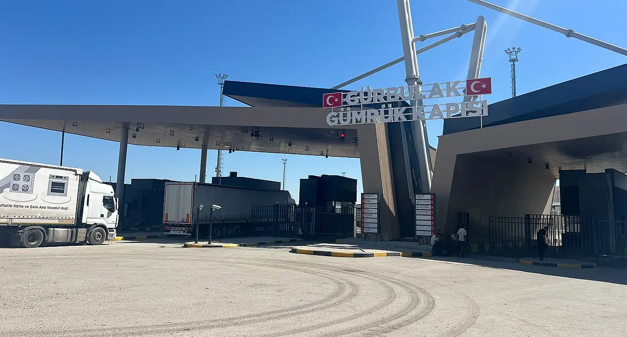 Gürbulak'ta geçişler sürüyor: 'Sınır kapısı kapalı' iddialarına açıklama
