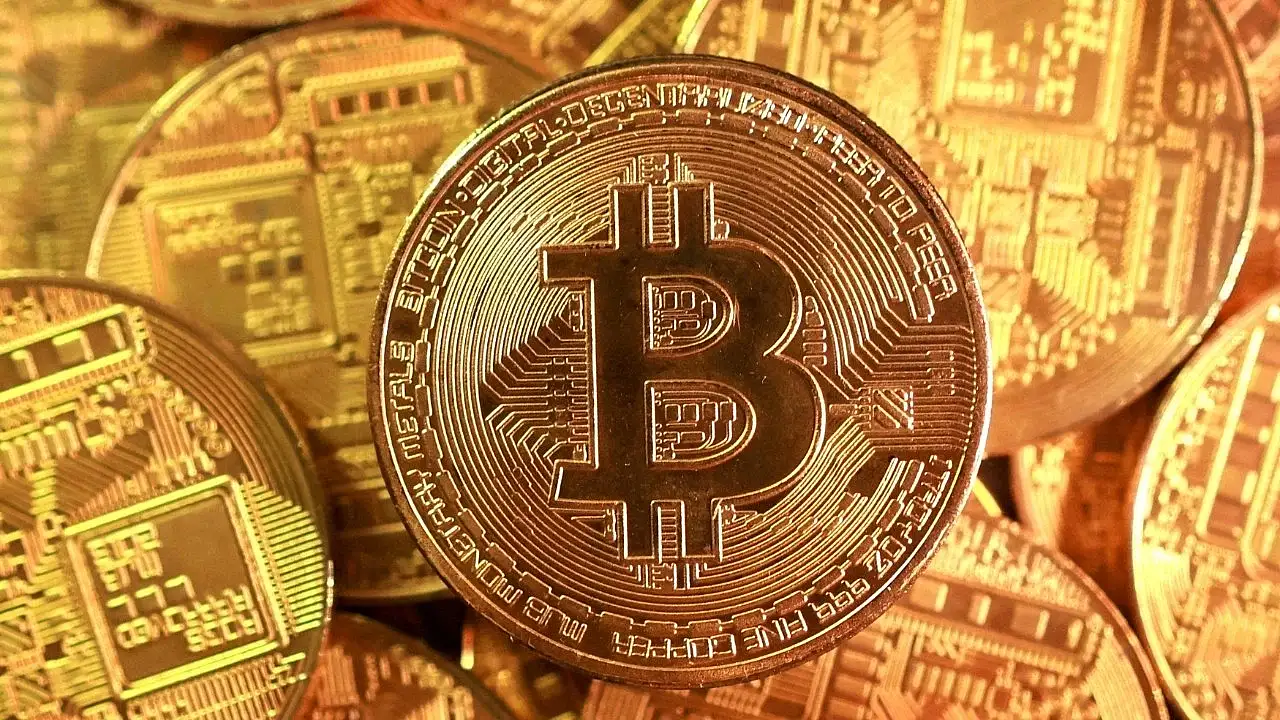 Bitcoin 100.000 Dolar Eşiğine Dayandı! Kripto Piyasasında Şok Hareket – 28 Kasım 2025 Trend Analizi, Uzman Yorumları ve 2026 Beklentileri
