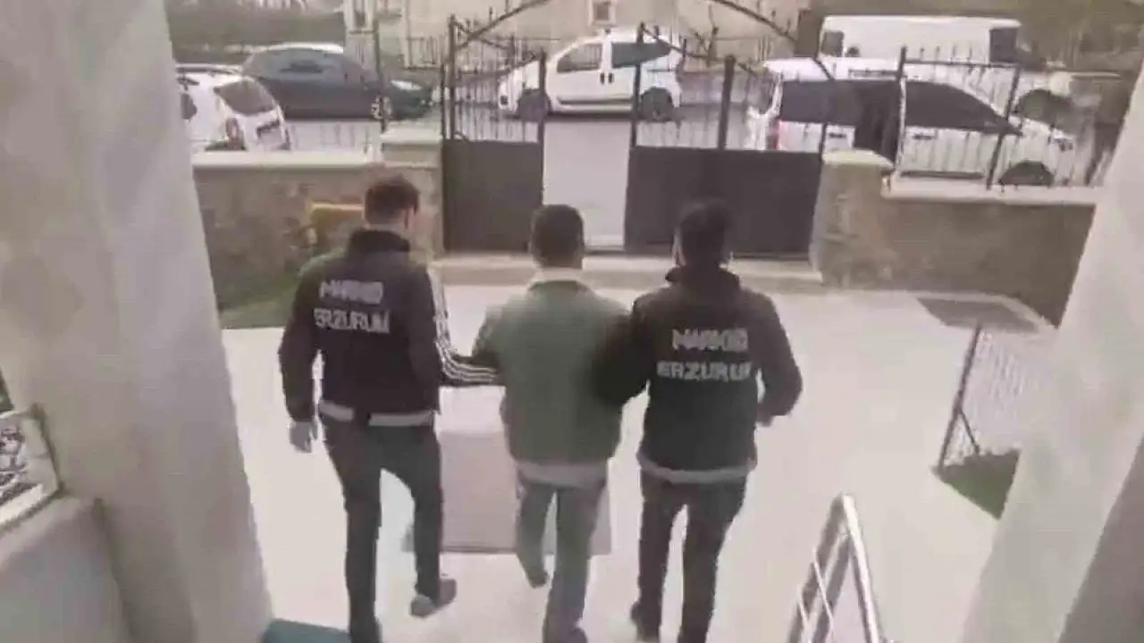 Erzurum'da sokak satıcılarına büyük operasyon: 14 kişi gözaltında, uyuşturucu ele geçirildi