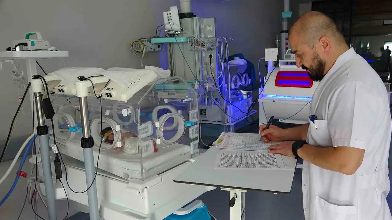 Prematüre Bebekler İçin Farkındalık Etkinliği Van Hastanesi'nde Gerçekleşti