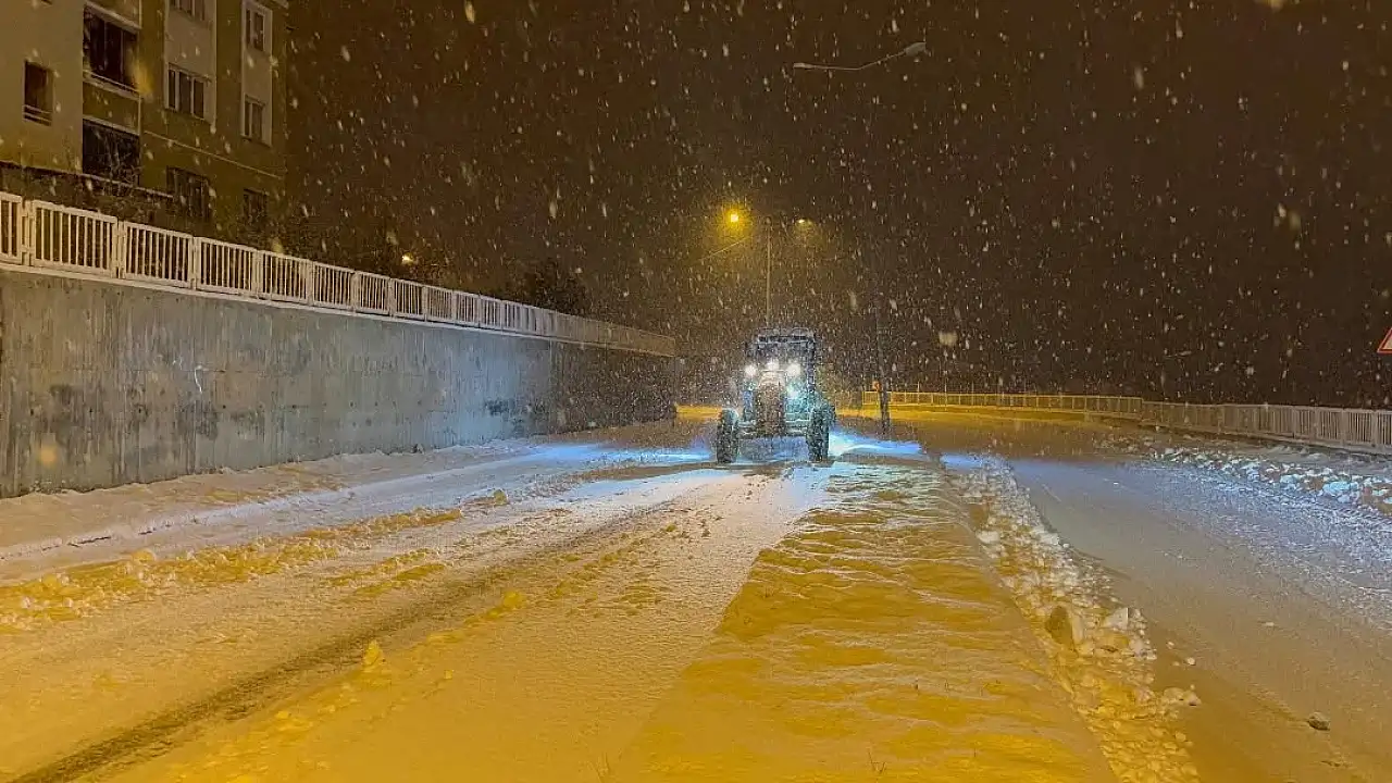 Van Edremit'te Karla Mücadele Çalışmaları Başladı