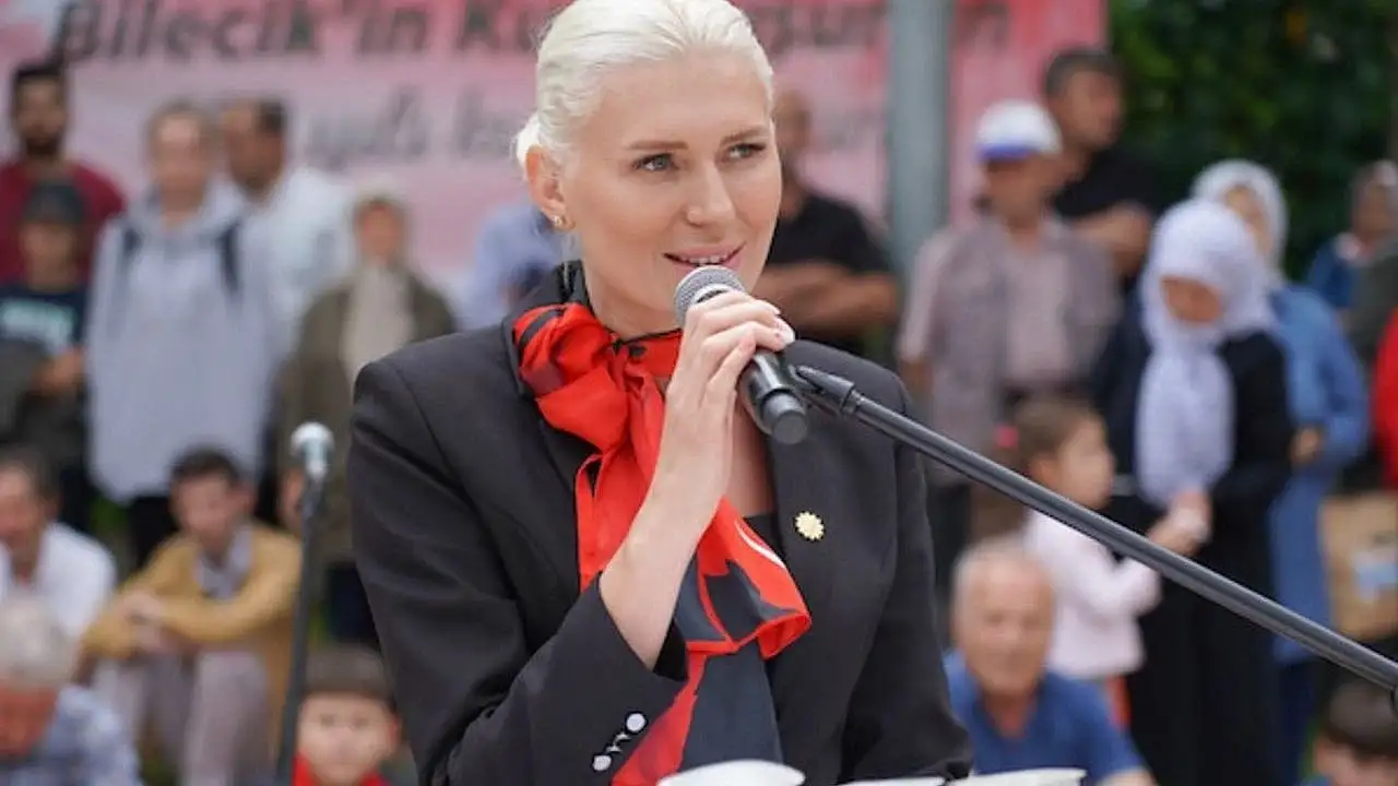 Melek Mızrak Subaşı kimdir, nereli? Bilecik'in kadın başkanından çarpıcı kariyer yolculuğu