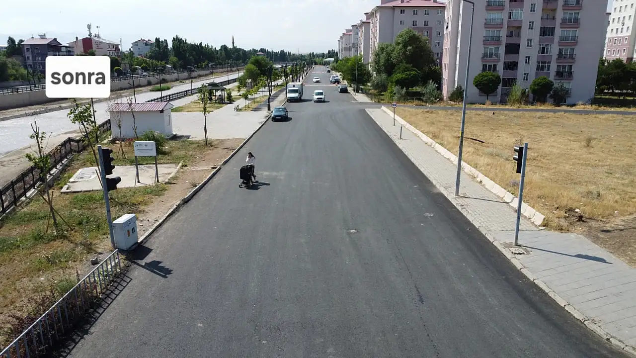Ağrı'da sıcak asfalt mesaisi: Bir sokak daha yenilendi