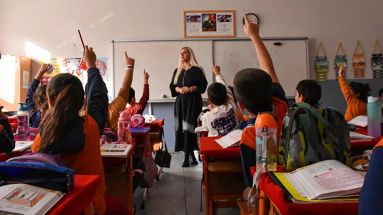 Ağrı'da lise çağındaki her 3 öğrenciden biri okul dışında