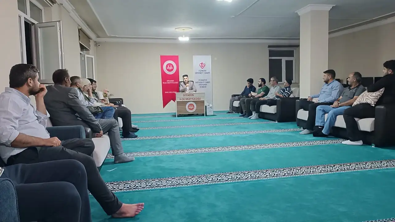Diyadin'de 'Anla&Yaşa' sohbetlerinde bu defa insani değerler konuşuldu