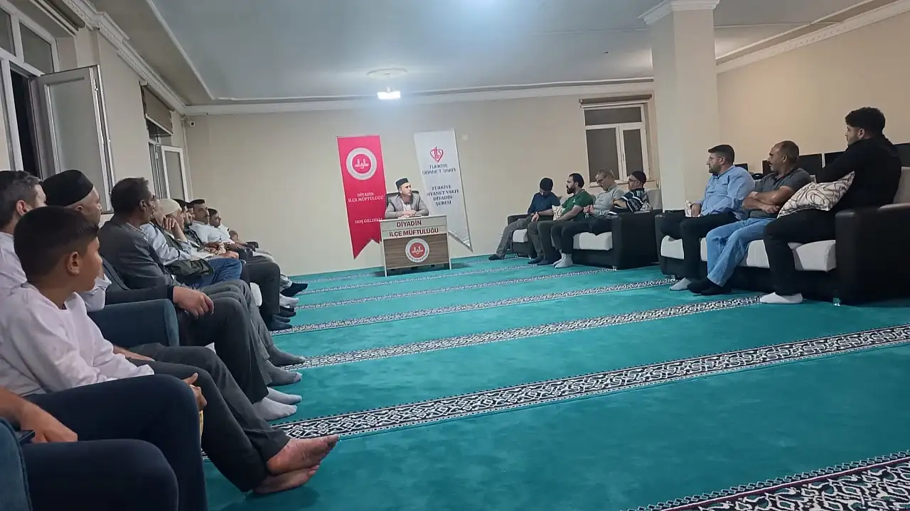 Diyadin'de 'Anla&Yaşa' sohbetlerinde bu defa insani değerler konuşuldu