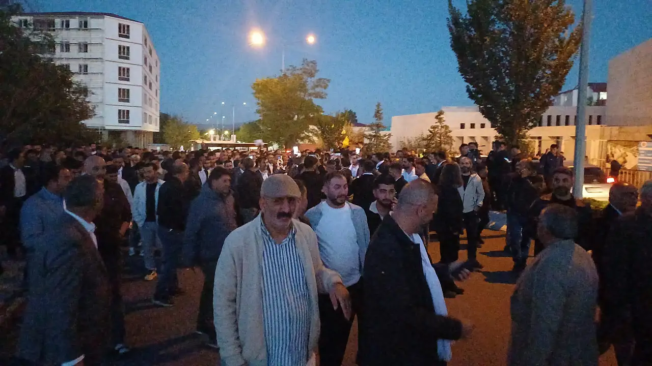 Mehmet Erat ATSO'nun yeni başkanı oldu: Seçim zaferi büyük sevinçle kutlandı