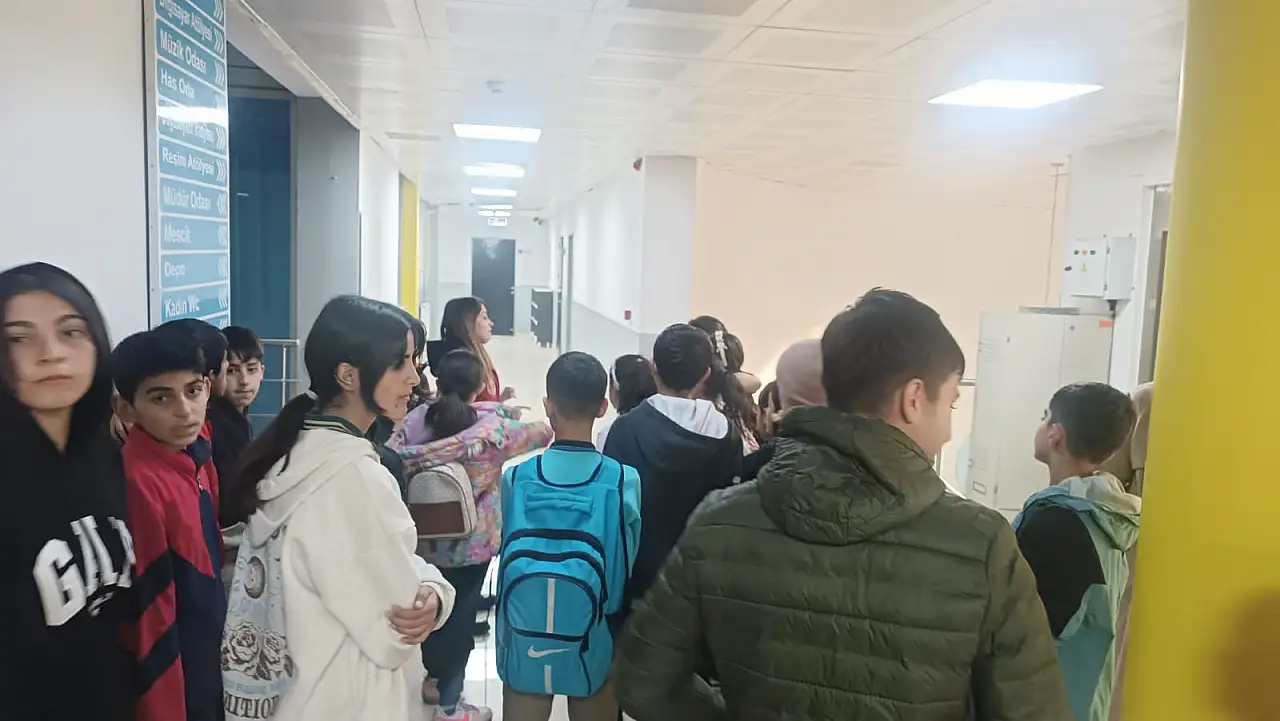 Doğubayazıt Gençlik Merkezi'nde öğrencilerle buluşma gerçekleştirildi