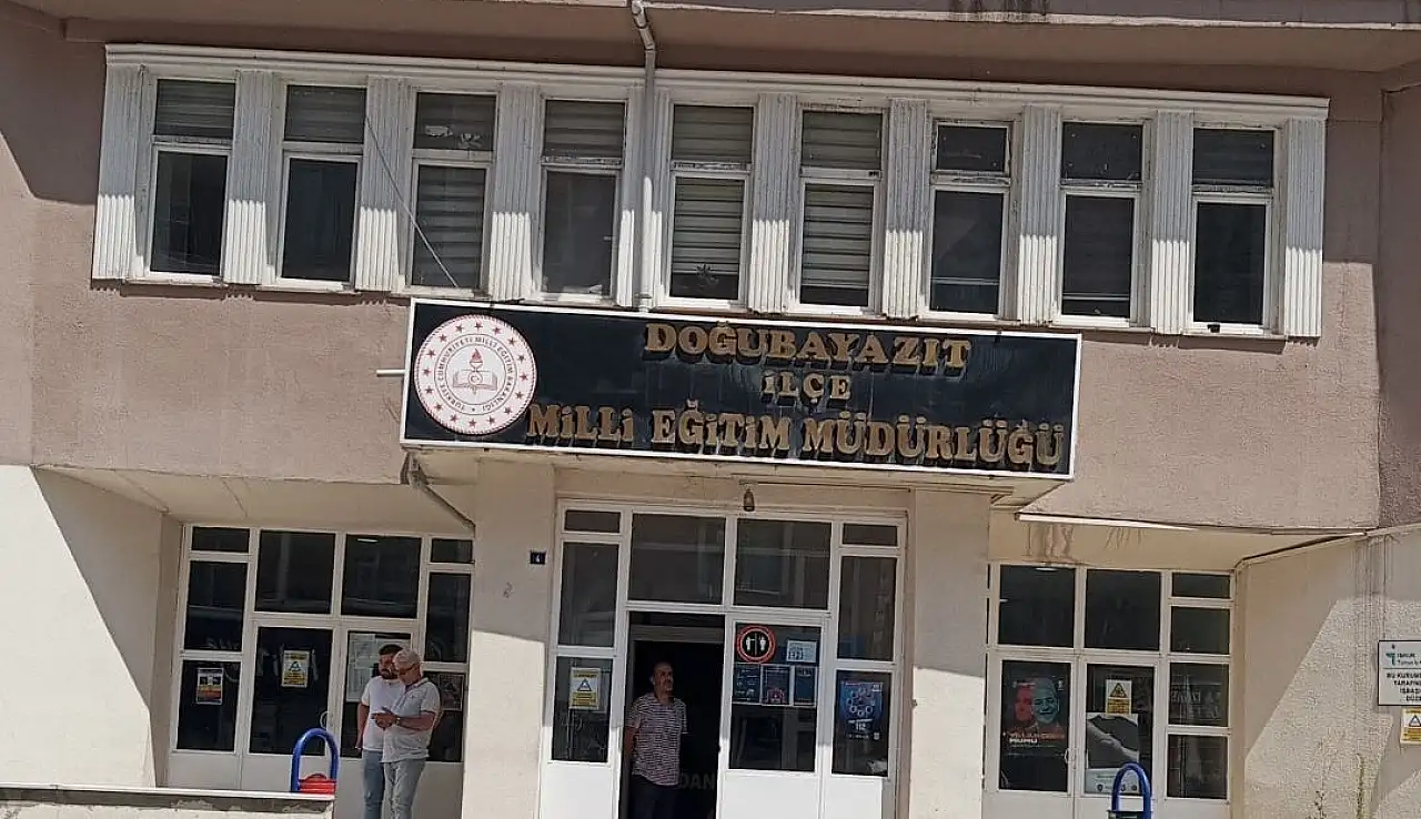 Doğubayazıt'ta eğitim yatırımları sürüyor, Davut Şen görevinin başında