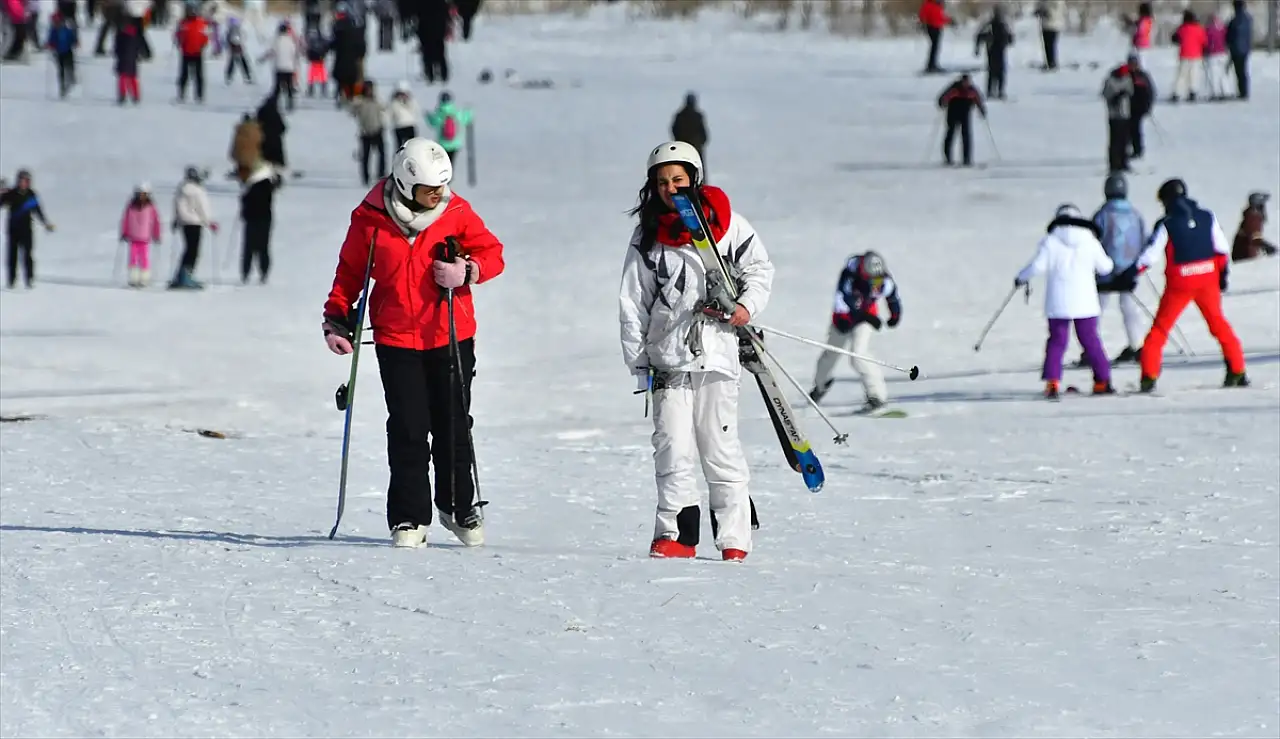 Sarıkamış kayak merkezi'nde sömestir yoğunluğu