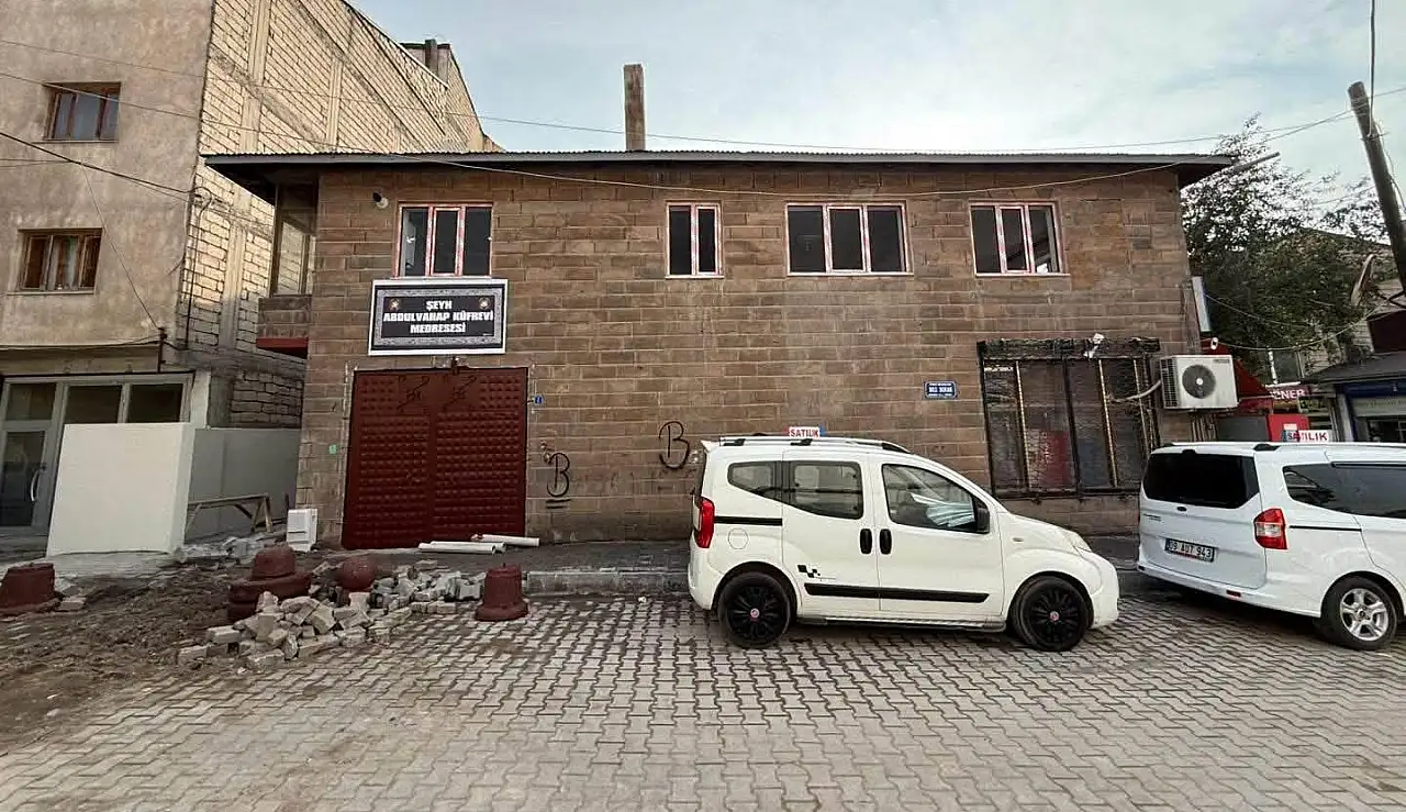 Patnos'ta 16 yıl sonra anlamlı karar! Şeyh Abdulvahap Küfrevi'nin evi medrese oluyor