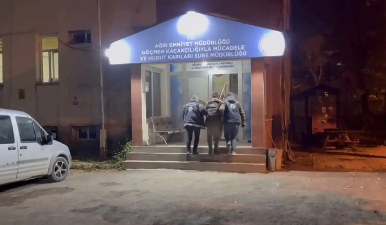 Ağrı Polisi Düzensiz Göçmenlere Geçit Vermedi