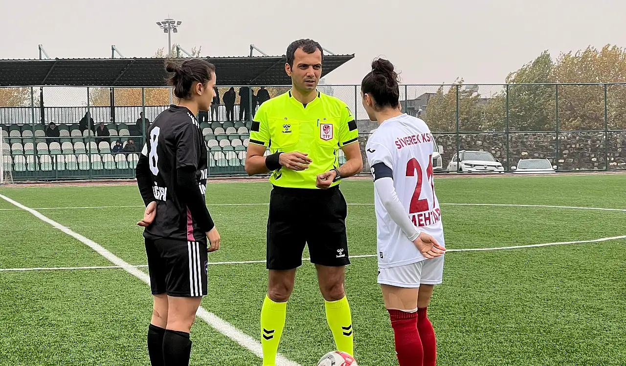 Ağrı'nın kızları zorluklara rağmen siverek deplasmanına çıktı