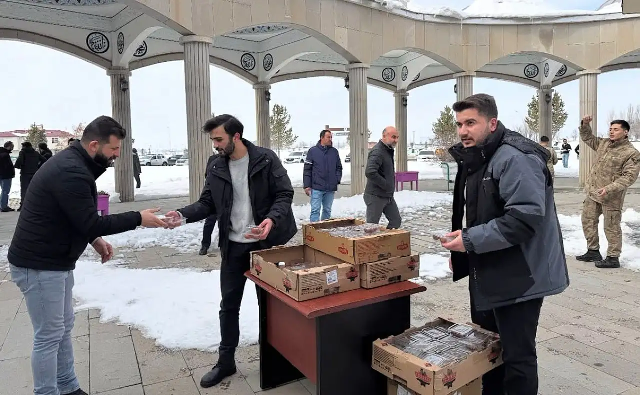 AK Parti Ağrı Gençlik Kolları'ndan 6 Şubat'a anlamlı dokunuş