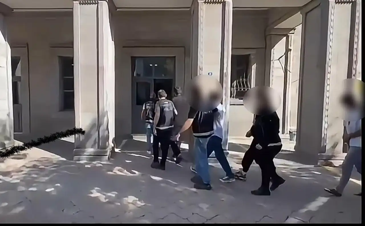 7 İranlının iç beden kontrolünde uyuşturucu çıktı