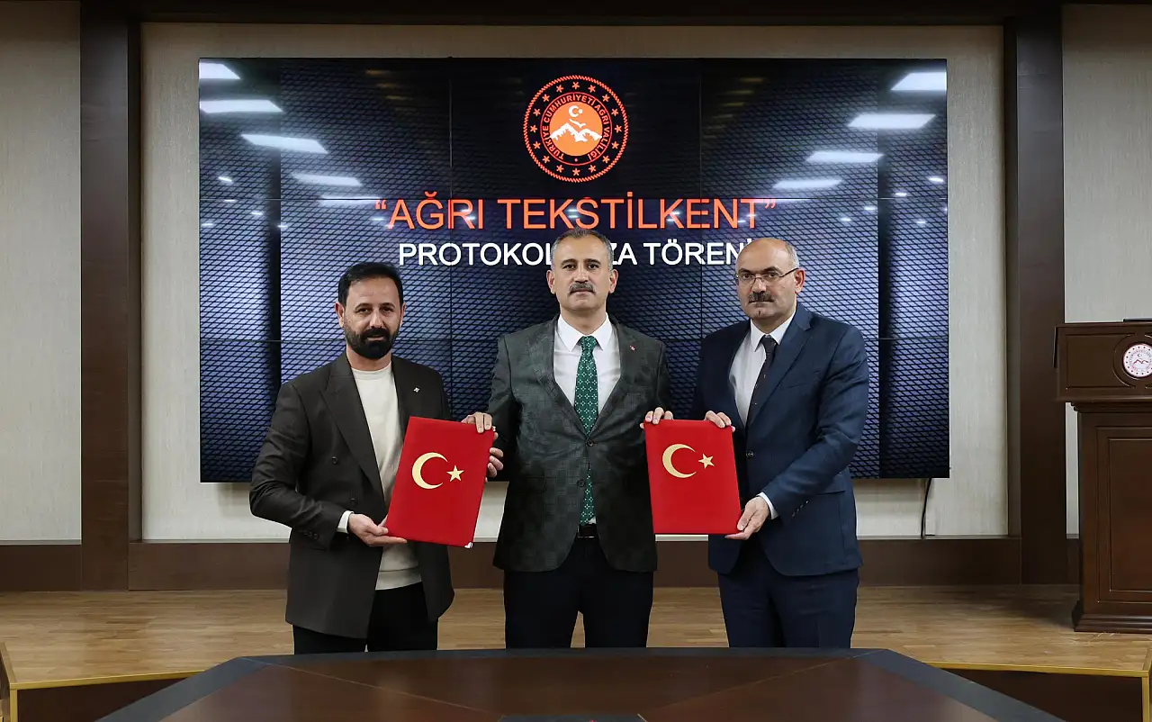 Ağrı Tekstilkent'te yeni istihdam için imzalar atıldı